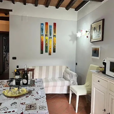 Enjoy Tuscany - Flat In The Center Of 아파트 *